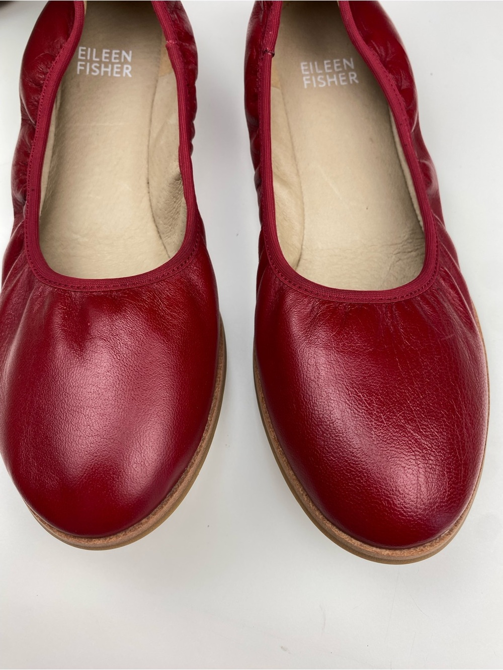 Eileen Fisher Notion Nappa Leather Cranberry Ballet Flats Sz 6 - Picture 3 of 9